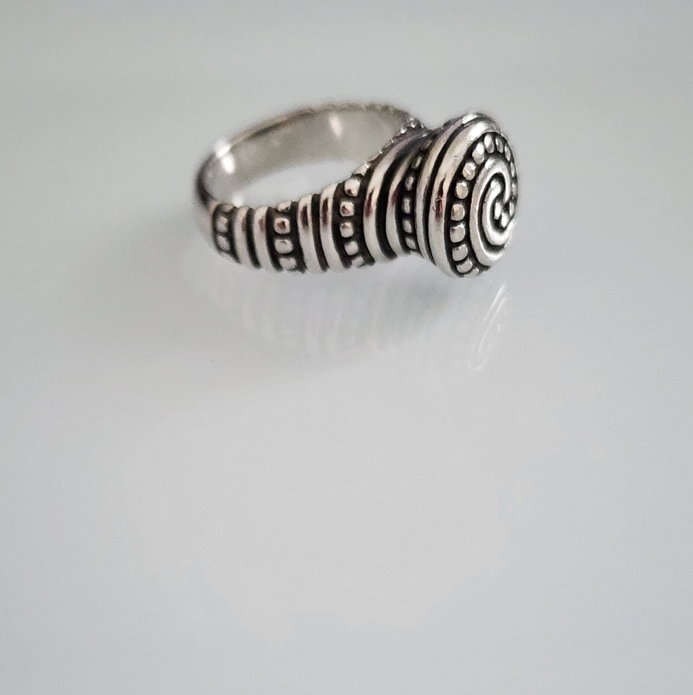 James Avery Silver Spiral Dot Ring - Picture 6 of 9
